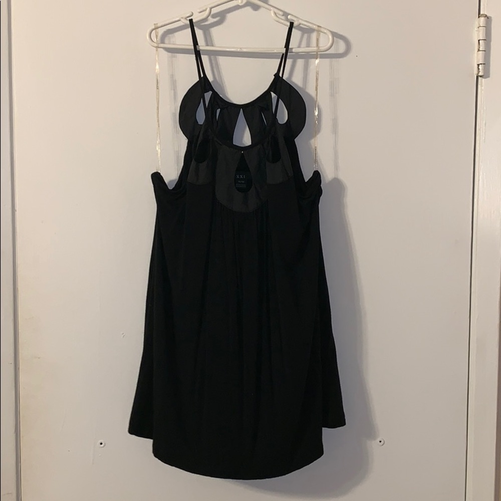 Black detailed top